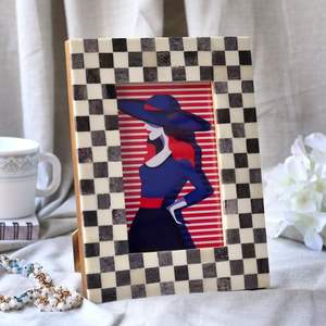 Marco de fotos de resina estilo famoso con incrustaciones de resina brillante, marco de fotos de MDF con acabado brillante a un precio de fábrica muy bueno. - Product Image 2