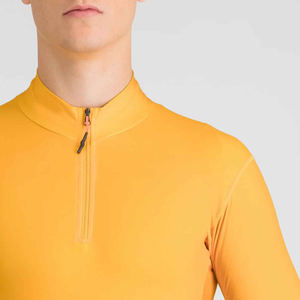 Jersey de Ciclismo Personalizado con Impresión, 100% Poliéster, Transpirable, Ligero, con Control del Sudor y Costuras Duraderas - Product Image 3