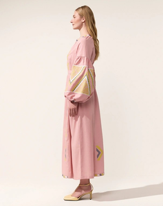 Robe longue rose en coton pour femme, broderie géométrique, manches ballon, col en V, taille à nouer, style bohème - Product Image 2