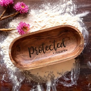 Cuenco de servir ovalado de madera de acacia grabado y protegido, hecho a mano, para frutas, pan y aperitivos, estilo rústico, decoración cristiana para el hogar, regalo. - Product Image 3