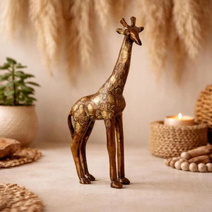 Estatua de Jirafa de Latón de 9 Pulgadas de Alto y 950 Gramos, Escultura de Animal Pulida, Color Personalizado, Marca Shubham para Decoración del Hogar - Product Image 1