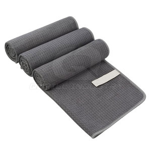 Serviette de sport en microfibre légère, de haute qualité, à séchage rapide, design compact, matière douce pour l'entraînement physique et les activités de plein air - Product Image 3