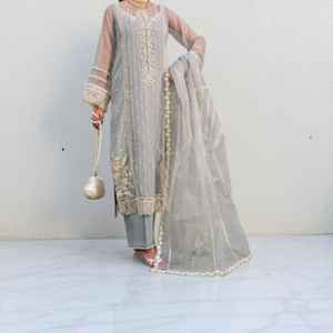 ชุดสตรี ZE-Z2553B - Product Image 1