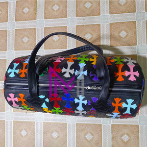 Bolsa de Viaje de Cuero Auténtico Hecha a Medida por el Fabricante, Estilo con Parches Cruzados, Bolsa de Viaje de Gran Capacidad para Fin de Semana - Product Image 3