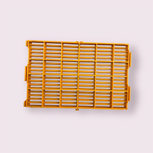 Suelo de Láminas de Plástico para Granjas de Cerdos, Diseño Duradero de Doble Capa, Ventilado, Antideslizante, Multicolor y Tamaños Personalizados - Product Image 2