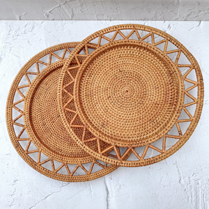 Rattan placemats for protecting tabletops bulk deal hand weave gold placemat natural fiber <b>table</b> <b>mats</b> - Product Image 1