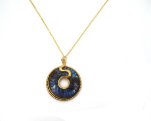 Colgante de Serpiente de Labradorita Tallada de Estilo Bohemio Chapado en Oro de 18K con Piedra Natural para Mujer - Product Image 5