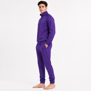 Chándal ligero para hombre que ofrece una comodidad suave para sesiones de gimnasio, jogging, correr, entrenamiento deportivo y un estilo casual diario. - Product Image 4