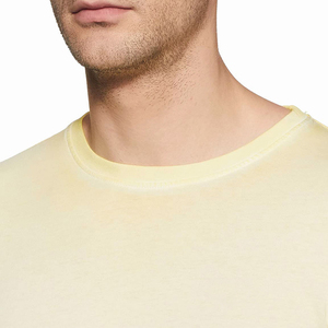 เสื้อยืดคอกลมทรงเข้ารูปสำหรับผู้ชาย คุณภาพพรีเมียม รับผลิตแบบ OEM แบรนด์ส่วนตัว ขายส่ง เสื้อยืดผ้าคอตตอนเจอร์ซีย์ เสื้อยืดลำลอง - Product Image 5