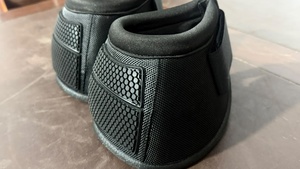 Botas de Neopreno EURO CAVALL No Turn Bell, Colores Personalizados - Product Image 4