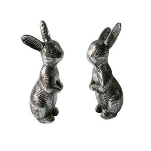 Statue de lapin moderne en aluminium moulé, lapin ludique, décoration métallique, sculpture d'animaux sauvages pour intérieurs élégants. - Product Image 5
