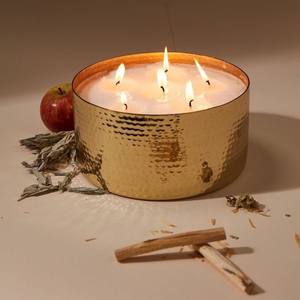 Bol à bougie en métal gravé de luxe avec couvercle, porte-bougie décoratif, récipient à bougie fait main pour la décoration de la maison, cadeau - Product Image 1