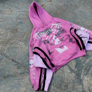 Sudadera con Capucha Rosa Gótica con Mangas de Murciélago y Estampado de Calavera, Sudadera Unisex de Punto Oversize con Diseño de Logotipo Frontal, Estilo Otoñal - Product Image 3