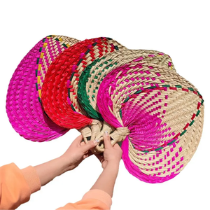 Ventilador Plegable Vietnamita de Bambú Hecho a Mano, Pintado, Sin Aspas, Ecológico, Personalizado, al Mejor Precio, Ho Chi Minh City 99GD, para Bodas - Product Image 2