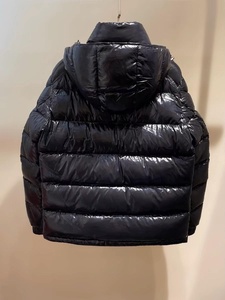 Chaquetas de marca, ropa de lujo, ropa de diseñador, chaqueta acolchada de diseñador, chaqueta de diseñador para mujer y hombre - Product Image 4