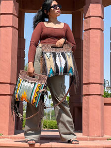 Western Sunflower Hand Tooled Saddle Blanket Handle Fringe Purse Custom Genuine Leather Conceal Carry Crossbody Bag para mujer - Product Image 5