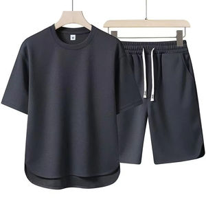 Ensemble T-shirts et shorts respirants 100 % coton à col rond pour homme, grande taille, motif uni imprimé, fabriqué au Pakistan - Product Image 5