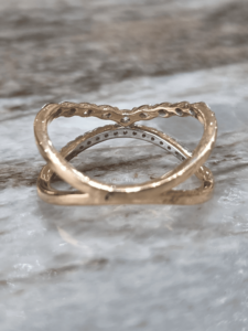 Anillo de Boda de Lujo para Mujer, Oro Rosa de 14k, Oro Sólido, Diamante Cultivado en Laboratorio, Corte Brillante Redondo de 0.40ct, Banda Cruzada con Engaste Pavé - Product Image 2