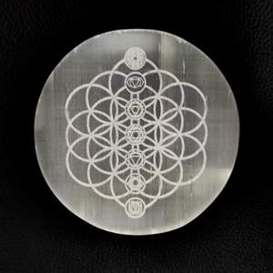 Plaque de chargement en sélénite d'agate naturelle en gros pour le nettoyage énergétique des cristaux et l'équilibrage des chakras - Product Image 4