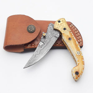 Couteau pliant à double lame en acier de Damas avec lame à motif unique et manche fait main, idéal pour les cadeaux et les voyages - Product Image 5