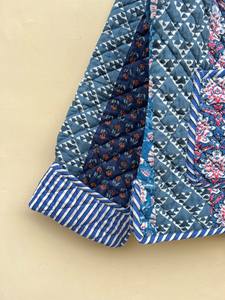 Edredón Acolchado Hecho a Mano en India, 100% Algodón Ecológico, Antiarrugas, Transpirable, de Secado Rápido, con Estampado Digital y Bolsillo Frontal, para Otoño/Invierno - Product Image 4