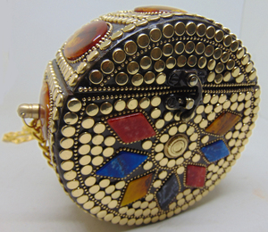 Embellished Classic Magnetic Chain Fashion Clutch Handmade Brass Metal Evening Bag Light Weight 1-1.9L - Product Image 3