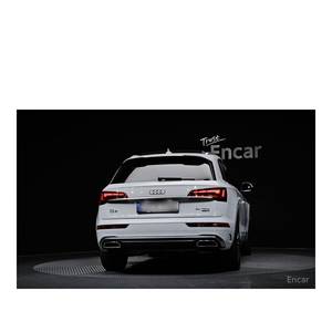 Audi Q5 45 TFSI Quattro Premium 2023, 45,159 km, Volante a la Izquierda, Asientos de Cuero, Cámara Trasera - Product Image 4