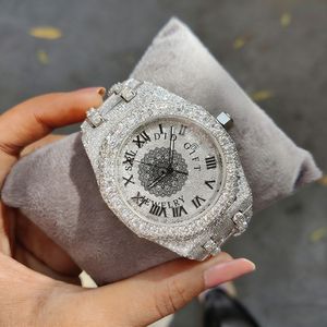 Splendide montre analogique à quartz pour homme avec strass, boîtier en cristal saphir, chronographe de luxe, mouvement ETA antique, 28 mm - Product Image 2