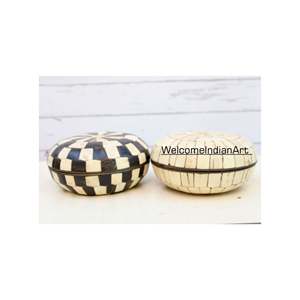 Juego de 2 elegantes cajas de almacenamiento decorativas modelo de regalo de madera - Product Image 4