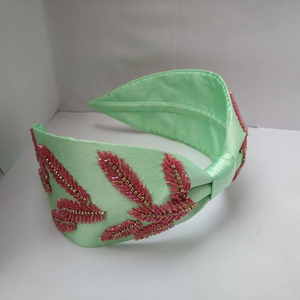 Diadema de Cuentas Rosadas Hechas a Mano con Diseño Moderno 2026 para Mujeres y Niñas, Cuentas de Vidrio Bordadas, Tamaño Personalizado, Accesorio de Moda para el Cabello - Product Image 2