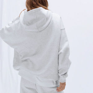 เสื้อฮู้ดโอเวอร์ไซส์ผู้หญิง สีพื้น ผ้าฝ้ายถัก ทรงหลวม ไหล่ตก มีกระเป๋าโลโก้ด้านหน้า ดีไซน์สำหรับใส่ในฤดูใบไม้ร่วง - Product Image 2