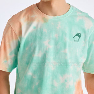 Servicio OEM al por mayor: Conjunto de pantalones cortos tie-dye para hombre, último diseño, hecho en Pakistán. - Product Image 4