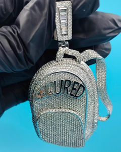 Colgante para Mochila Totalmente Adornado con Moissanita, Plata de Ley 925 Bañada en Rodio, Amuleto Temático, Joyería de Lujo Unisex Estilo Hip Hop - Product Image 5