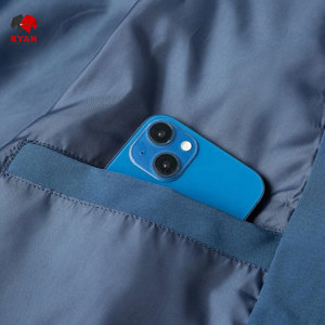 แจ็คเก็ตซอฟต์เชลล์แบบสั่งทำพิเศษสำหรับผู้ชายจาก Ryan Pro Gear ผ้าสวมใส่สบาย ปิดด้วยซิป พร้อมโลโก้แบบกำหนดเอง ดีไซน์ ODM - Product Image 5