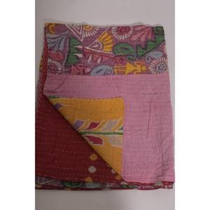 Colcha de Algodón Kantha Vintage, Cubrecama Reversible Hecho a Mano en India, Manta Decorativa Boho Estampada para Sofá - Product Image 4