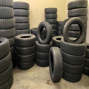 Pneus de camion d'occasion solides LT285/75R16-10PR en stock à prix abordable pour camions et VUS – Livraison rapide, commandes en gros - Product Image 5