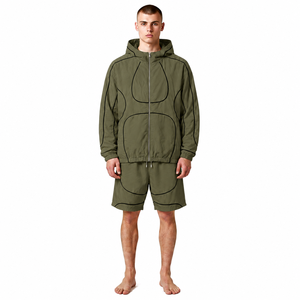 Shorts personnalisés avec logo, vestes à capuche zippées, survêtement réfléchissant en nylon pour hommes, ensemble imperméable personnalisé en 2 pièces - Product Image 3