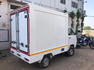 Camión Refrigerado de Alta Capacidad para Transporte de Alimentos Congelados, Vehículo de Logística de Cadena de Frío con Sistema de Refrigeración Eficiente - Product Image 3