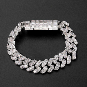 สร้อยข้อมือคิวบันลิงค์ประดับมอสซาไนต์ทรงบาแกตต์ สไตล์ฮิปฮอปสุดหรู - Product Image 2