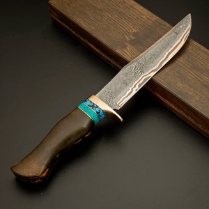 Cuchillo Bowie hecho a mano de acero de Damasco y cobre con mango de resina, ideal para EE. UU. y la UE, con grabado de logotipo personalizado, OEM y marca privada. - Product Image 6