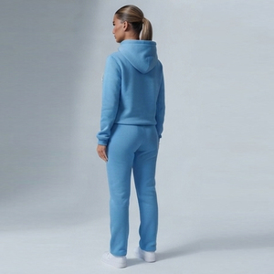Conjunto Deportivo para Mujer con Diseño Frontal Estampado con Pedrería, Sudadera con Capucha Personalizada de Felpa de Alta Calidad de 450 GSM, Pantalones Deportivos con Cordón en la Cintura - Product Image 4
