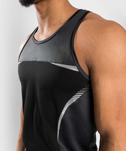 Camiseta sin mangas transpirable de algodón y fibra de bambú con logo personalizado para hombre, ideal para gimnasio, culturismo y deporte, con bloques de color y cuello redondo. - Product Image 3