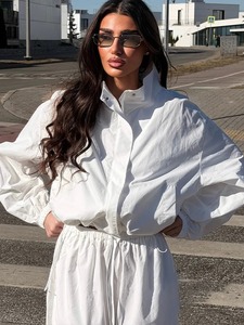 Veste à capuche pour femme, à blocs de couleur, manches longues, coupe-vent, en polyester tissé, pour l'automne - Product Image 3