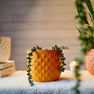 Maceta Metálica de Interior con Textura de Piña, Moderna, para Sala de Estar, Balcón u Oficina, Color Amarillo Mango - Product Image 3