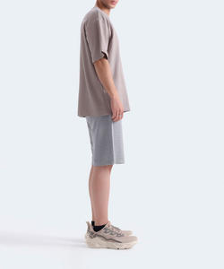 Personnalisation en gros – T-shirt col roulé en coton 100 % (220 g/m²) à manches courtes, coupe classique, unisexe, écologique, taille personnalisée - Product Image 3