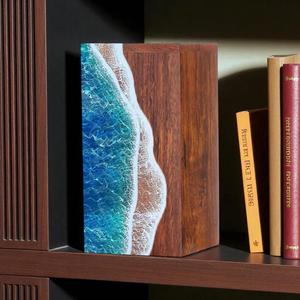 Urna Conmemorativa de Resina Oceánica y Madera de Palisandro Hecha a Mano - Product Image 6