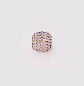 Bague statement multi-rangs en tanzanite bleue naturelle en or jaune massif 18 carats – Bague large à quatre bandes sertie clos en forme de lunette, pierre de naissance de décembre - Product Image 3