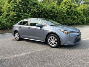 Toyota Corolla Híbrido LE 2024 Usado, Impecable, Tracción Delantera, 4 Puertas, Asientos de Tela, Motor con Transmisión Automática, Bluetooth, ACC, R17, Volante a la Izquierda, Color Oscuro - Product Image 4