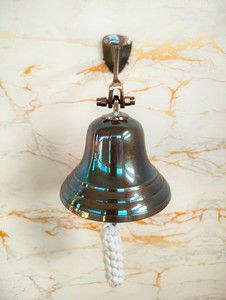 Campana Náutica de Latón Personalizada con Cuerda, Campana Decorativa Grabada para Montar en la Pared, para Hogar, Jardín y Puerta - Product Image 5