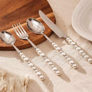 ชุดช้อนส้อมทองคำสไตล์วินเทจหรูหรา พร้อมด้ามจับแกะสลักลายบาโรกอย่างประณีต สำหรับงานแต่งงาน มีจำหน่ายในราคาขายส่ง - Product Image 5